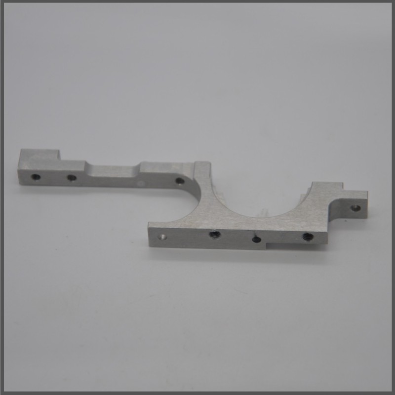 Front lower bulkhead - left (MZ1043)