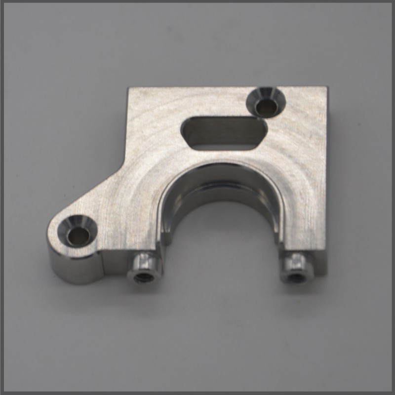 SUPPORTO FRENI INFERIORE (MZ1574)