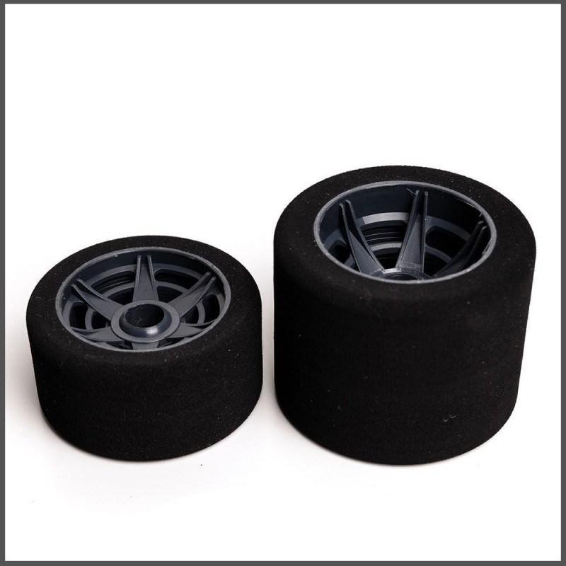 Set of lens tyres 1/8 rear so- front so (004-1050)